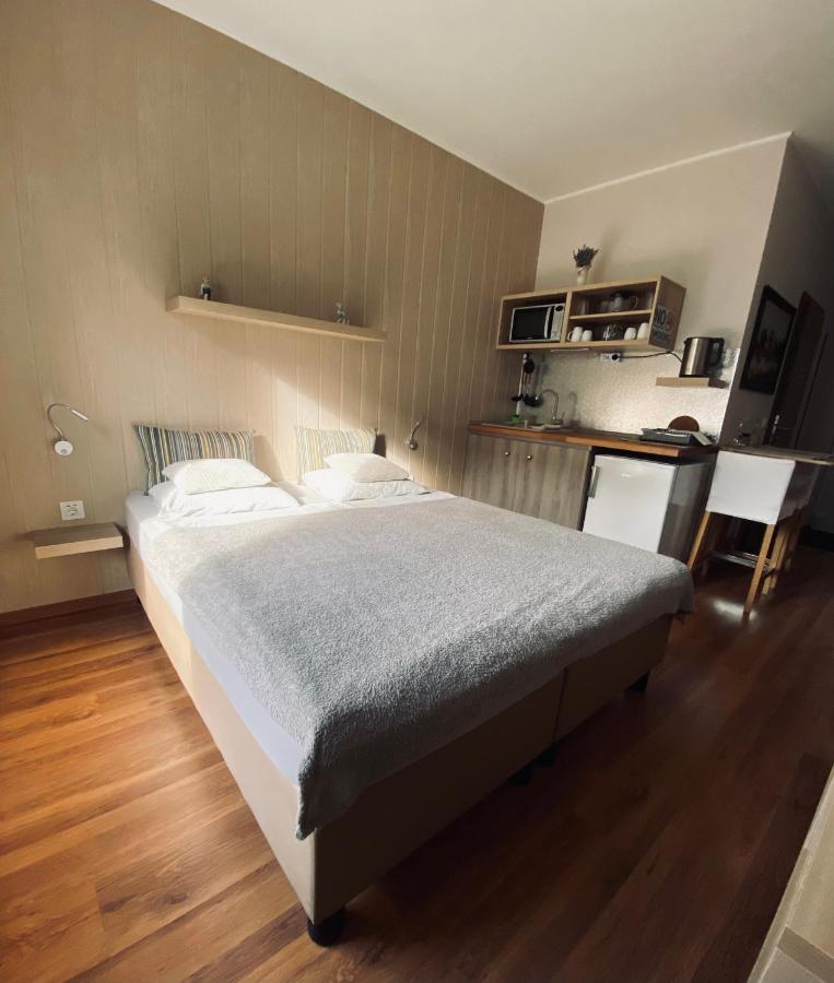 Oelyv Apartment Fertorakos Exterior photo